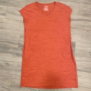 Light short sleeve sweater dress